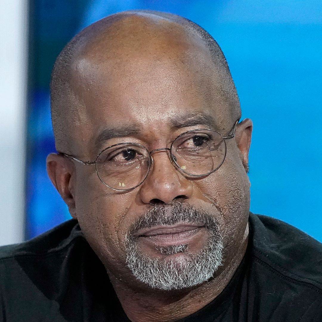 Darius Rucker breaks silence after abruptly ending concert over health scare