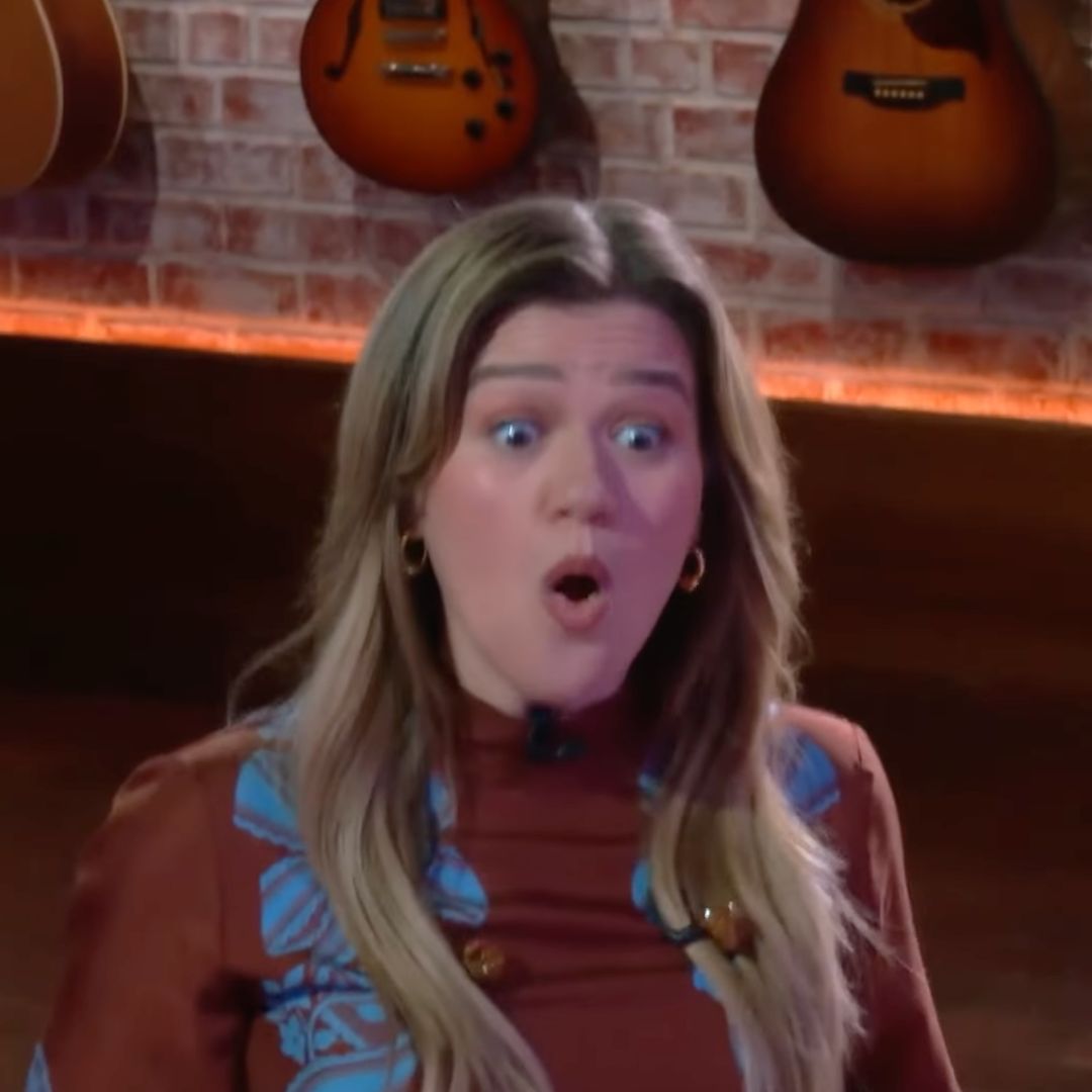 Kelly Clarkson floored by antics on show — and wait til you see the A-Lister involved