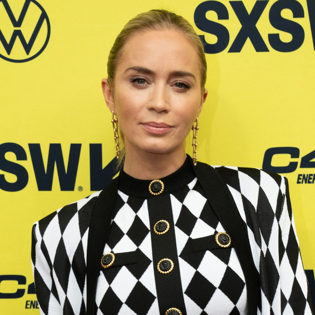 Emily Blunt just wore a crop top and trainers on the red carpet