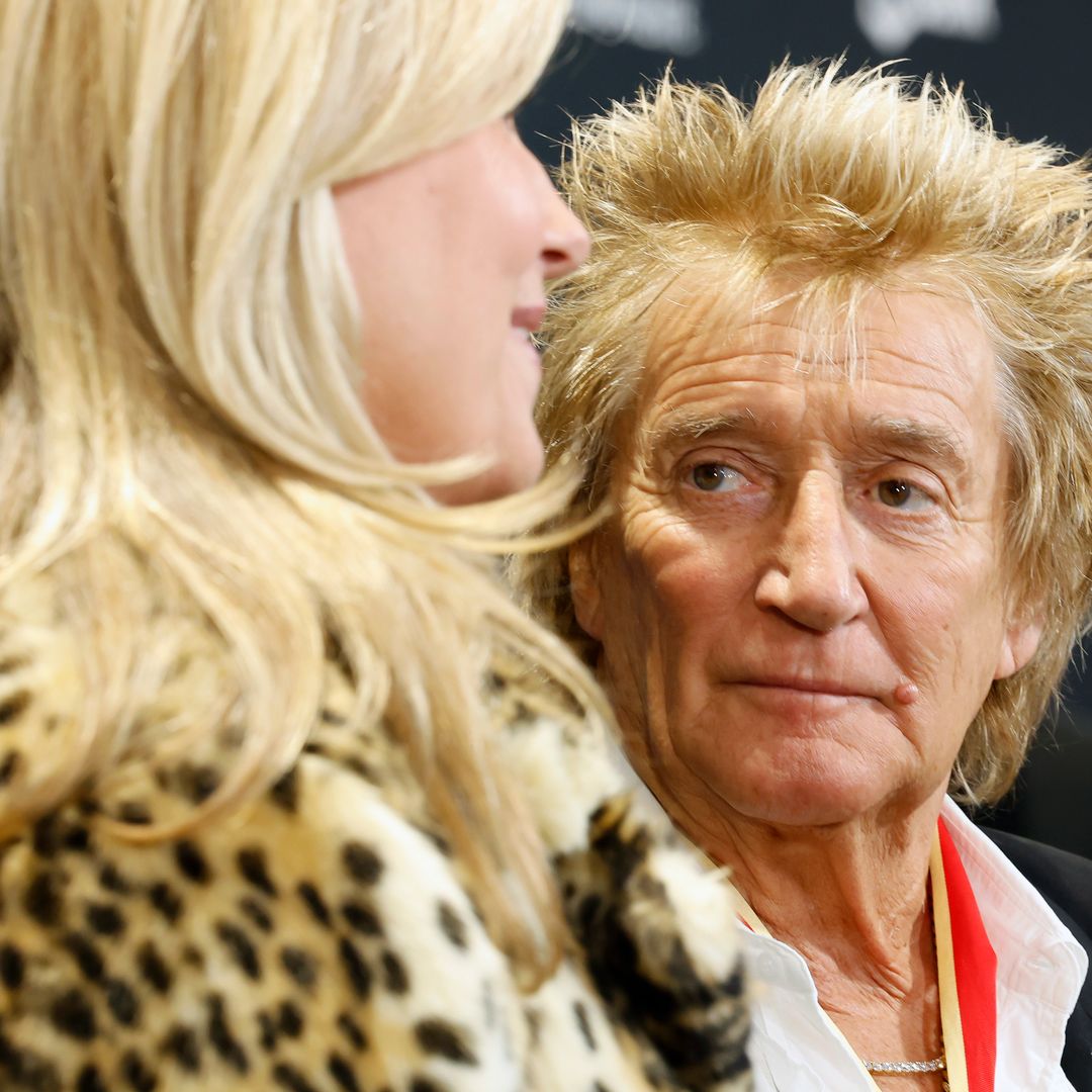  Heartbreak for Rod Stewart and Penny Lancaster after shock death in the family 