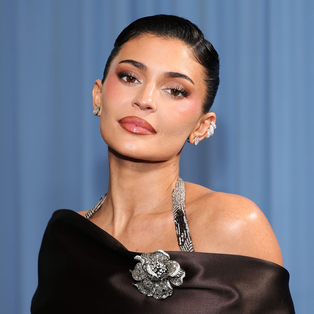 Kylie Jenner shares glimpse of natural curly hair after ditching wigs
