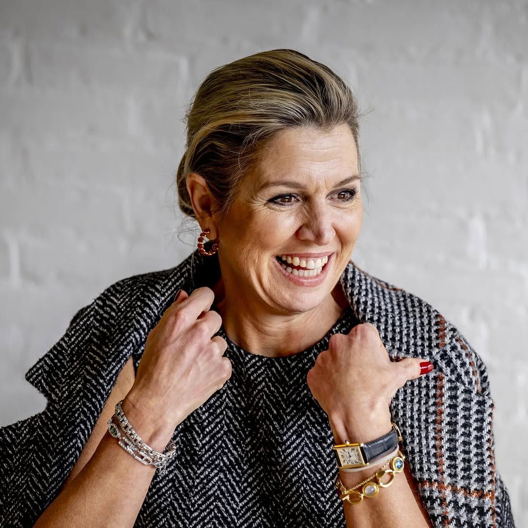 Queen Maxima revamps £3k noughties accessory from 19 years ago