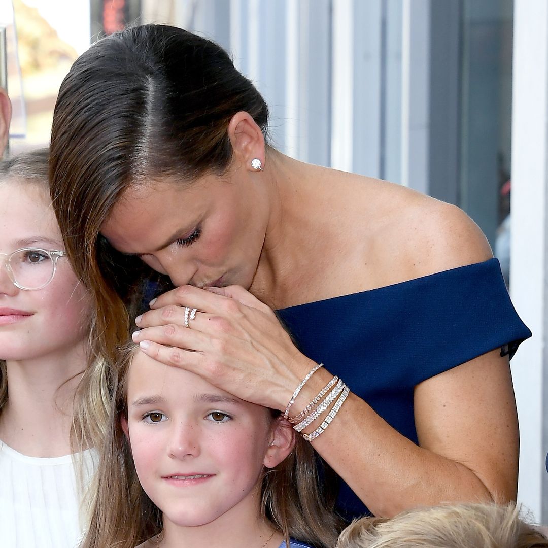 Jennifer Garner's child Fin unveils new look one year after name change