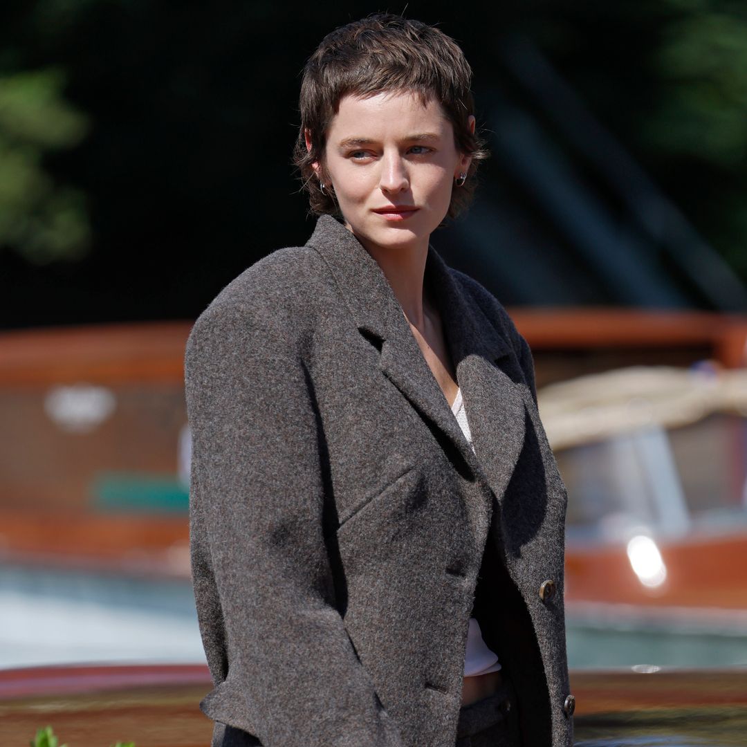 Emma Corrin says shoulder pads are back with deliciously slouchy suit