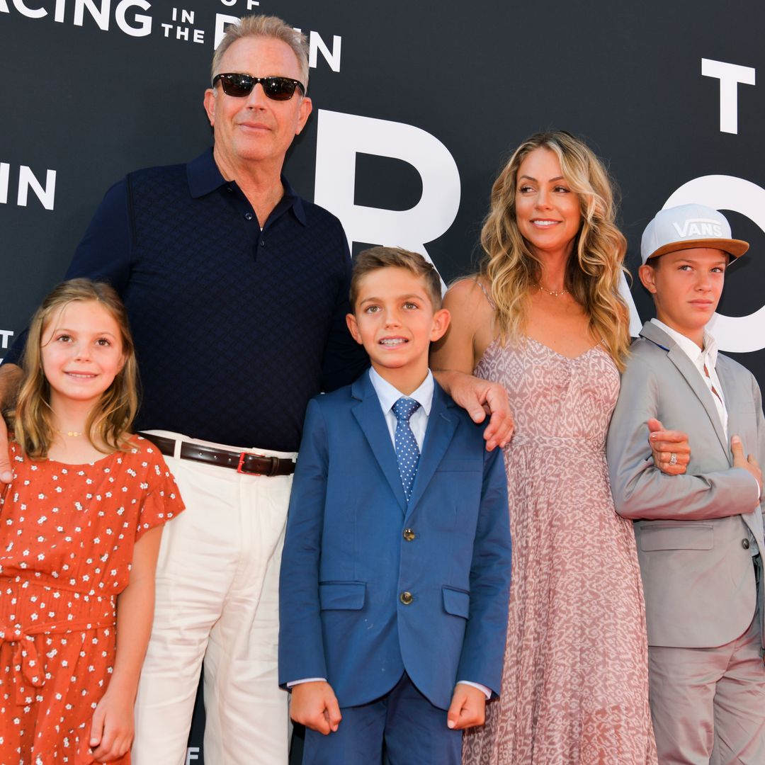 Kevin Costner, Christine Baumgartner and their three chiildren