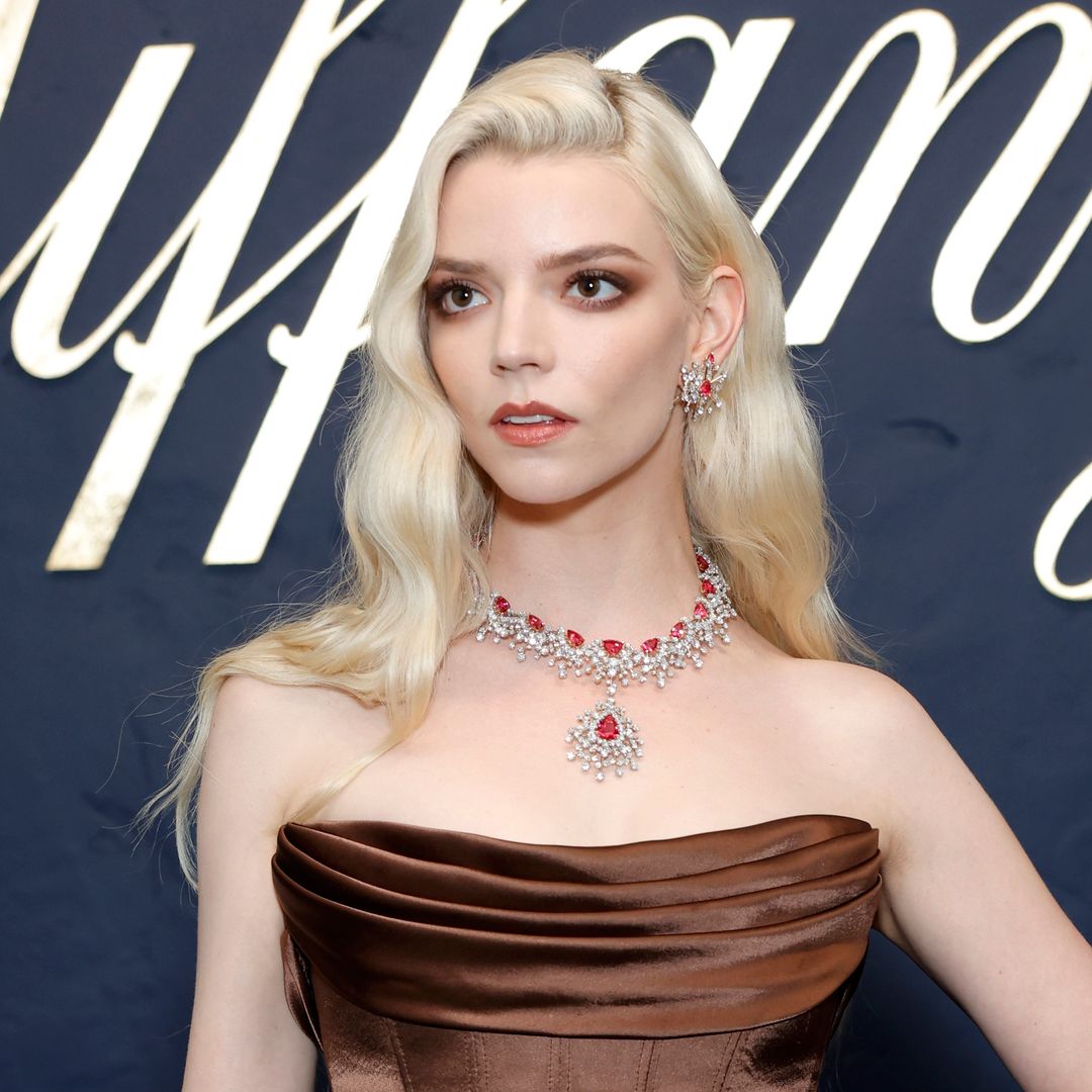 Anya Taylor-Joy's tight-fitting leather ensemble proves she's in her baddie era
