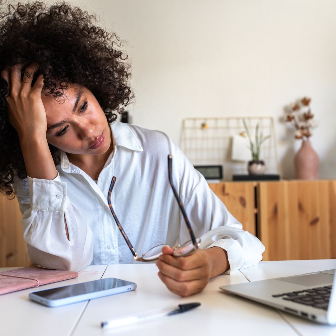 What actually is burnout? Doctors reveal 'warning signs' 