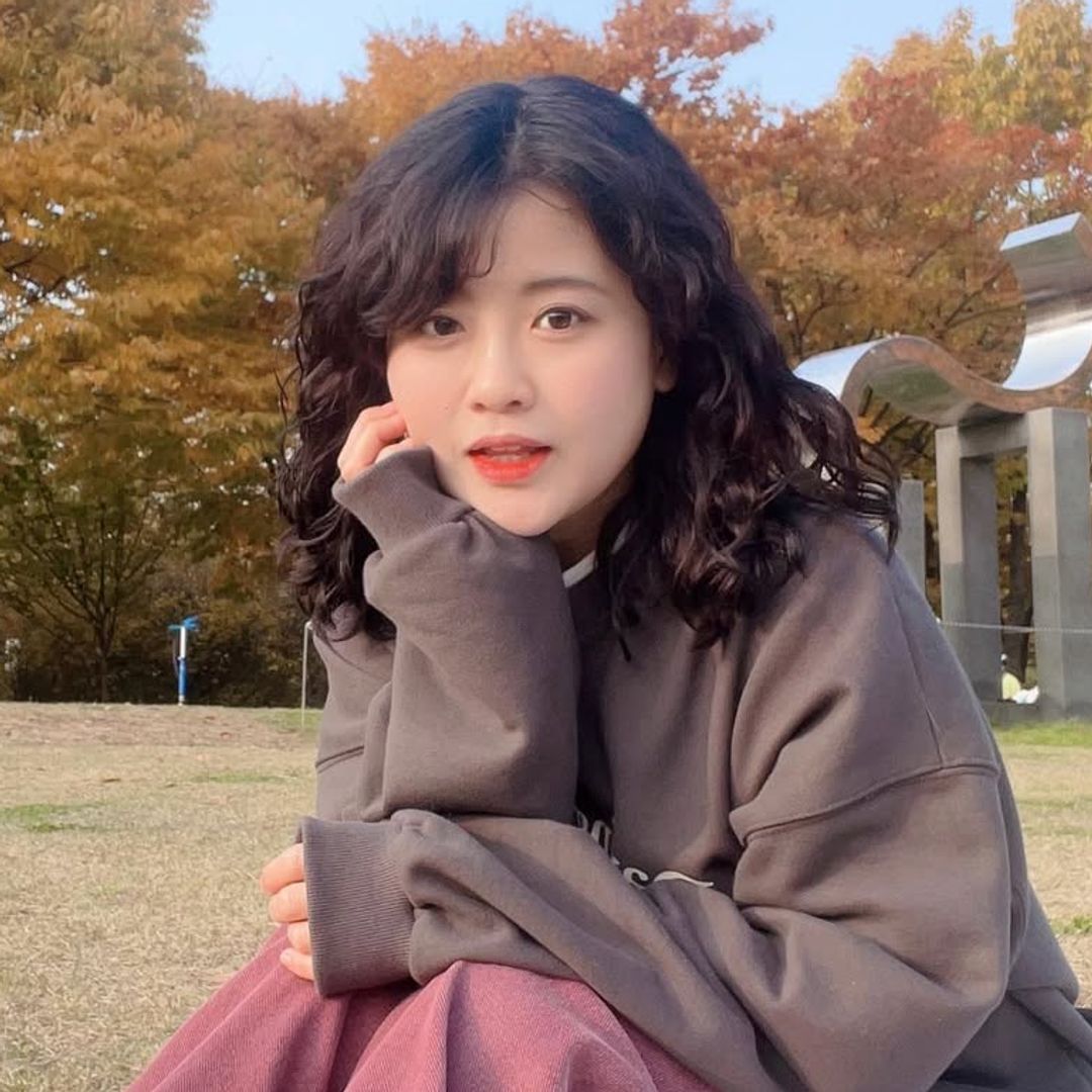 Who was Baek Se-hee, the beloved bestselling author who just died at age 35?