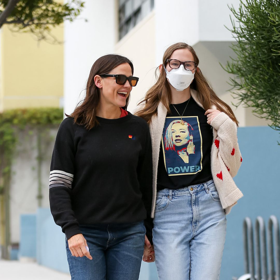 Jennifer Garner reunites with daughter Violet Affleck after huge public argument