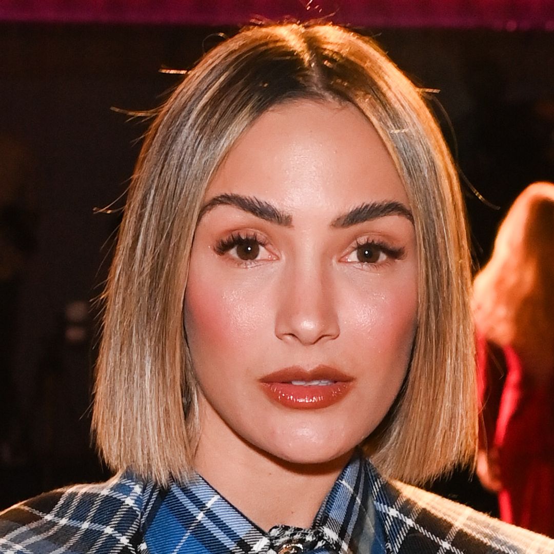 Frankie Bridge debuts blonde fringe after unrecognisable hair transformation