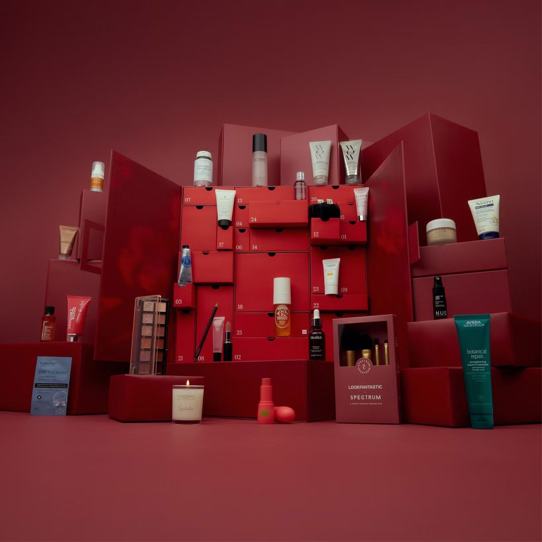 The LOOKFANTASTIC beauty advent calendar for 2025 has landed and to be quite honest, it's all kinds of amazing